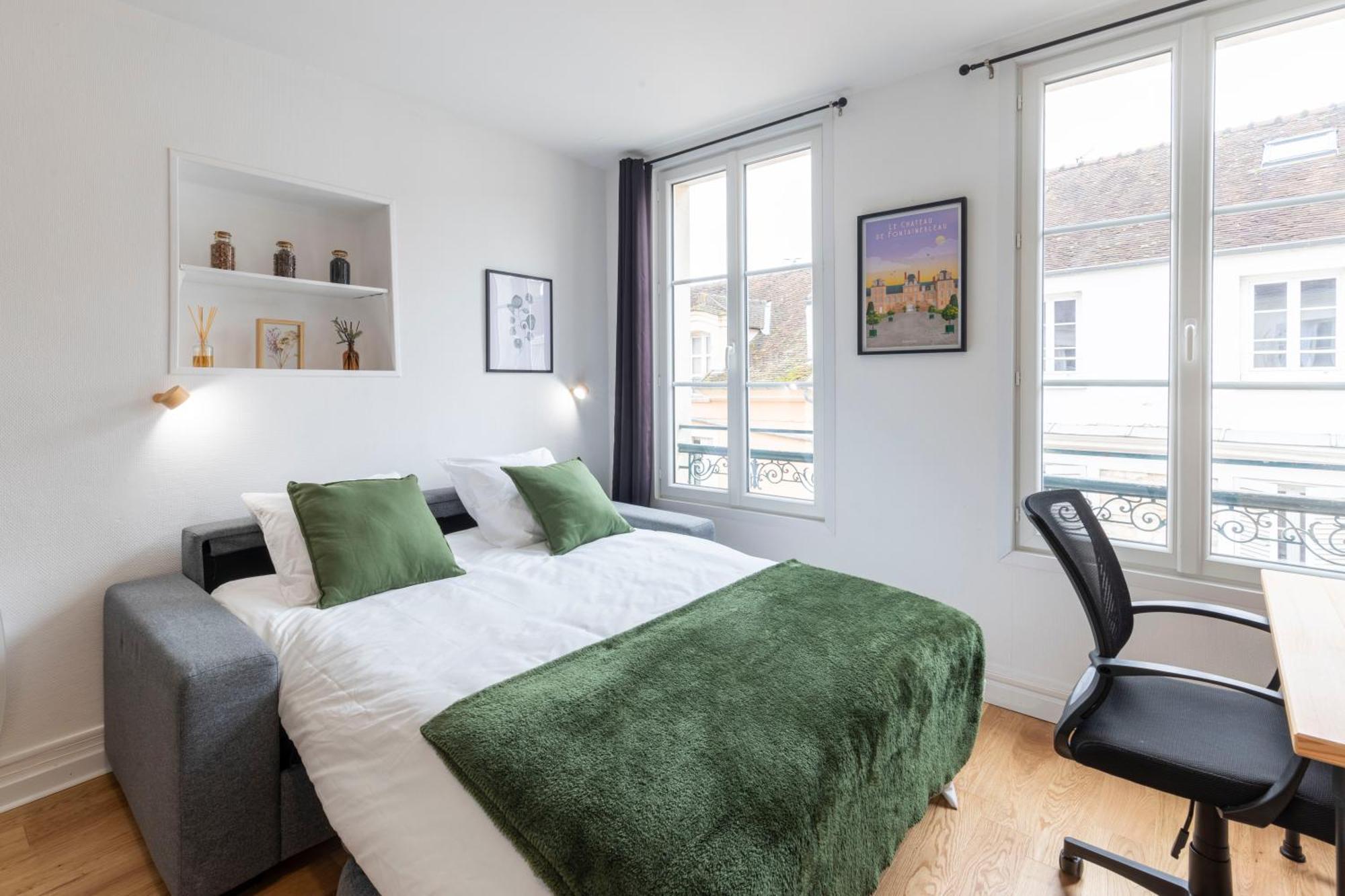 Apartment Coeur De Fontainebleau: Confort, Calme & Debit *